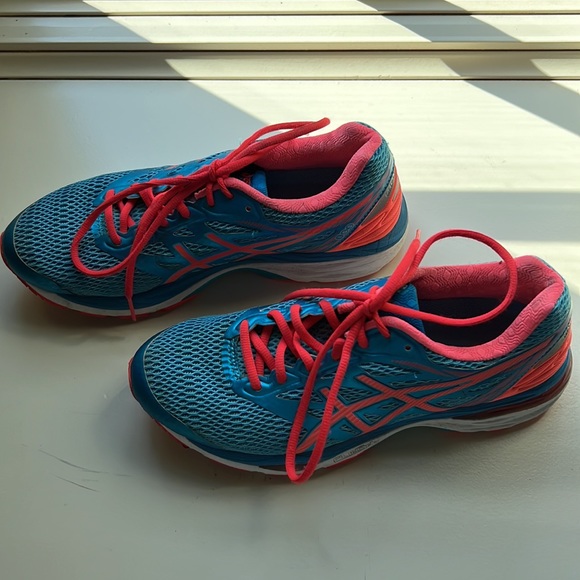 Women’s ASICS Gel-Cumulus 18 Running Shoe Size 9 - Picture 6 of 16